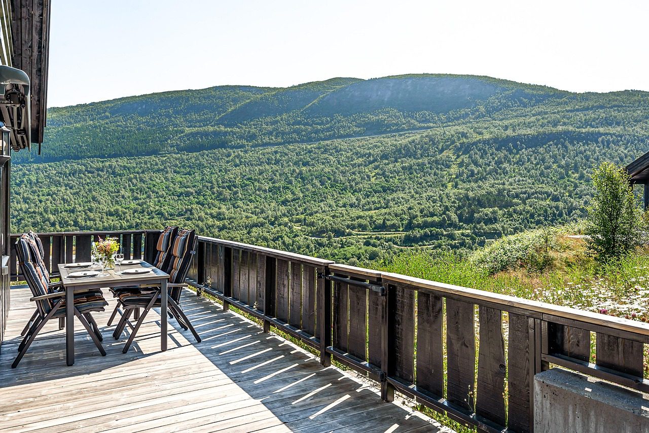 Best Compost Tumbler for Apartment Balcony